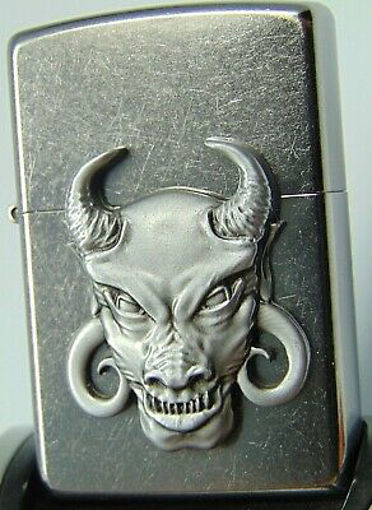 2006517 Zippo