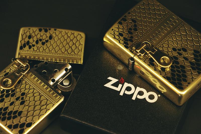 فندک زیپو اورجینال طرح پوست ماری طلایی 9711 Zippo