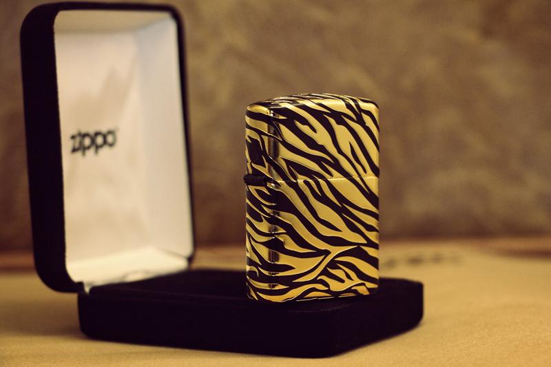 فندک زیپو اورجینال طرح پلنگی 10688 Zippo