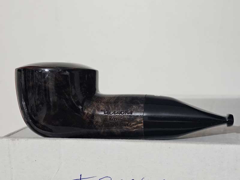 Talamona pipe Irish Bulldog dark