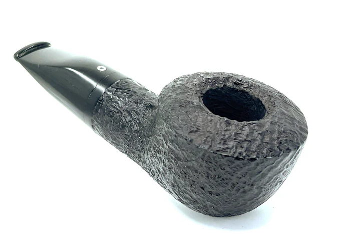 Talamona pipe Irish Bulldog black sand